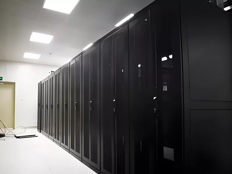 Szafka zimnego przejścia w centrum danych